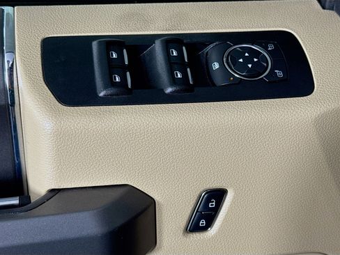 Used 2017 Ford F150 XLT w/ Equipment Group 302A Luxury image 21