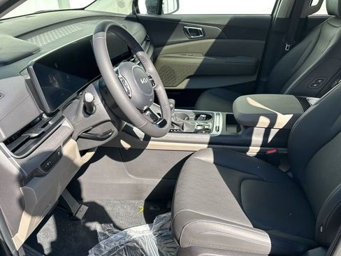 New 2026 Kia Carnival SX image 15