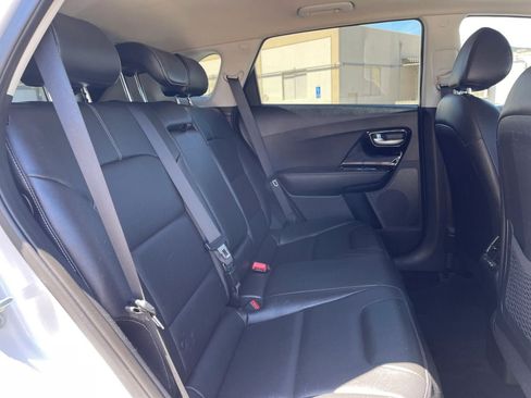 Used 2020 Kia Niro EX Premium w/ Paint Protection Package FWD image 26