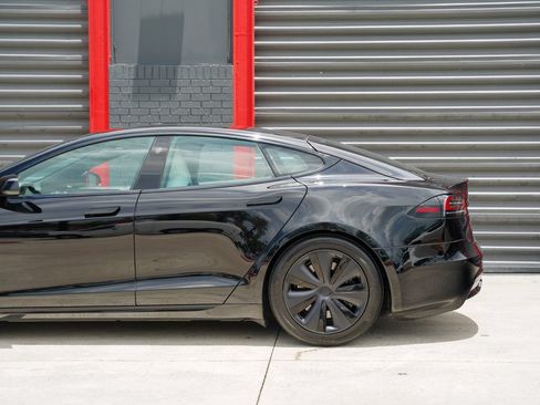 Used 2023 Tesla Model S AWD/4WD image 9