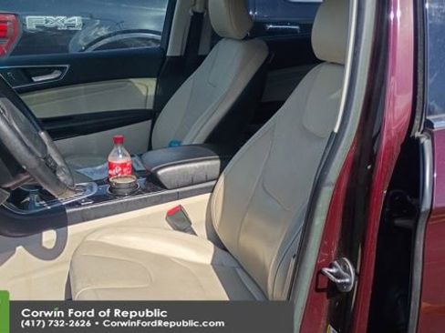 Used 2018 Ford Edge Titanium w/ Equipment Group 301A image 16