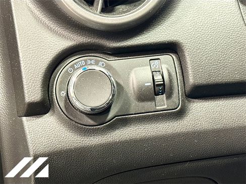 Used 2015 Chevrolet Trax LT image 10