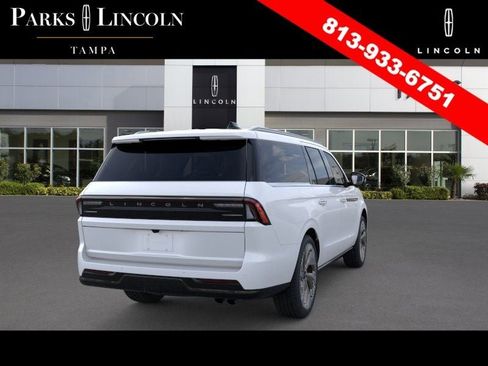 New 2026 Lincoln Navigator L Black Label AWD/4WD image 8