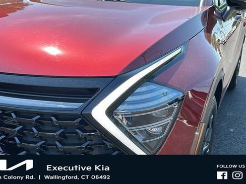 Certified 2025 Kia Sportage X-Line AWD/4WD image 7