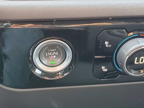 Certified 2024 Chevrolet Silverado 1500 LT AWD/4WD image 14