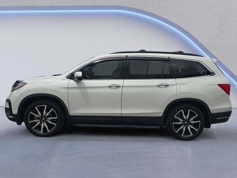 Used 2021 Honda Pilot Touring image 3