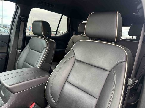 Certified 2023 Chevrolet Traverse Premier image 14