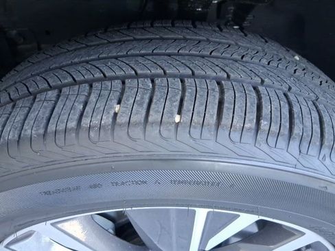 New 2026 INFINITI QX60 Luxe w/ Cargo Package image 26