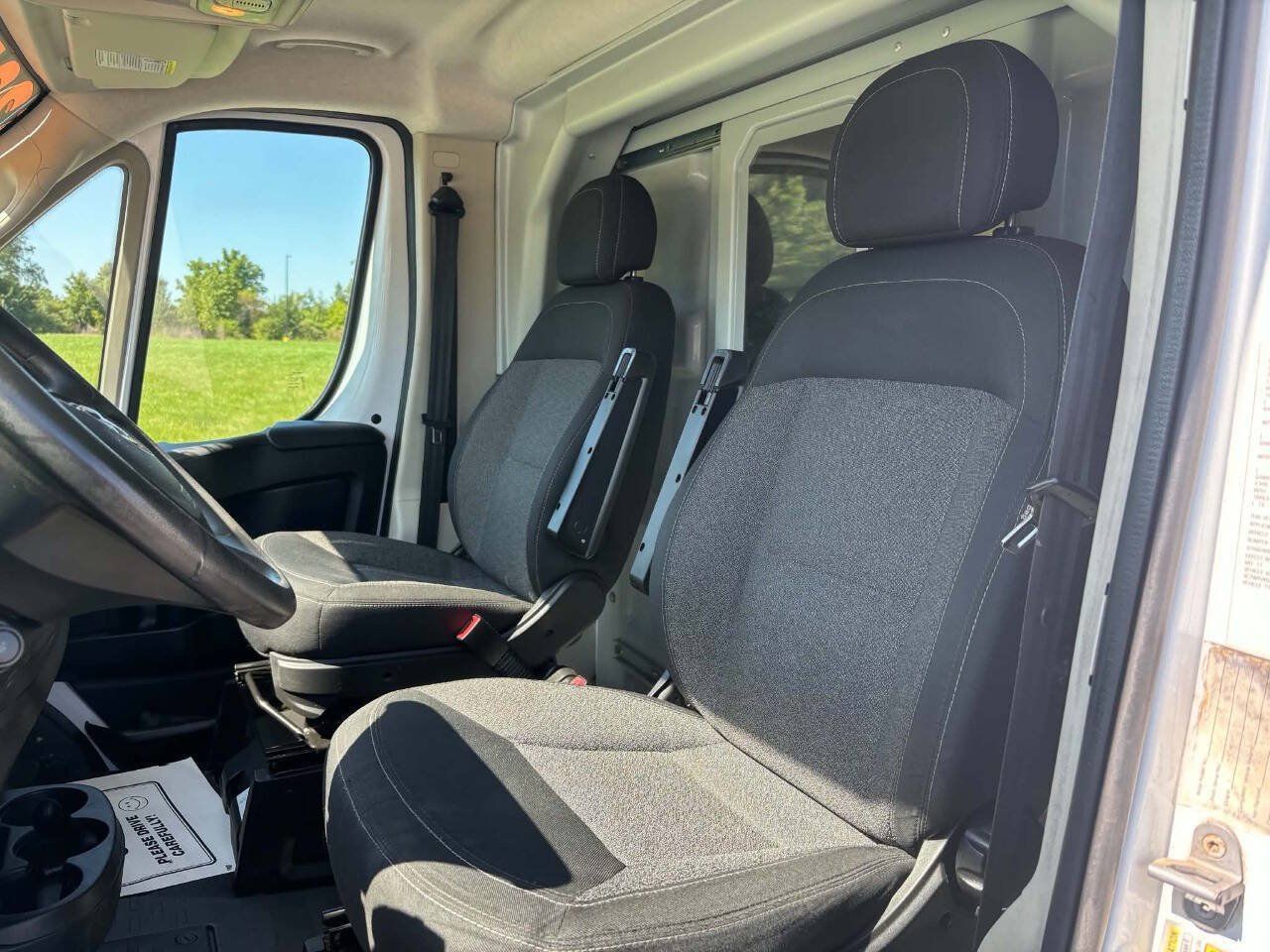 Used 2019 RAM ProMaster 3500 w/ Premium Appearance Group FWD image 12