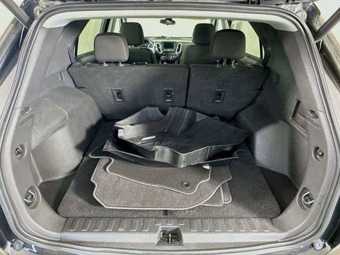 Used 2021 Chevrolet Equinox LT AWD/4WD image 25