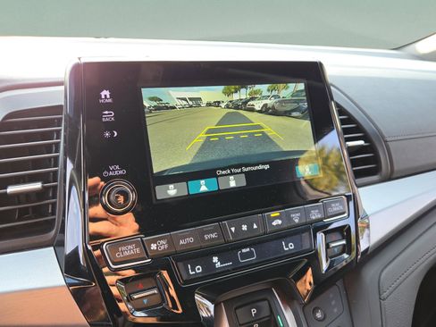 Used 2023 Honda Odyssey Sport image 27