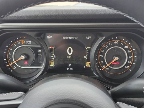 New 2025 Jeep Gladiator Sport image 20