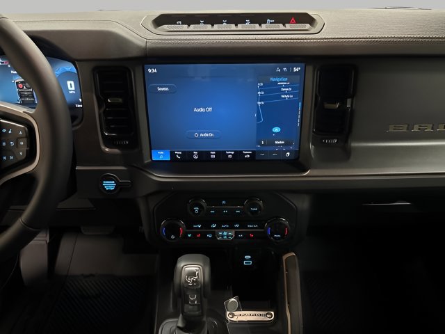 Used 2025 Ford Bronco Badlands w/ Sasquatch Package AWD/4WD image 21