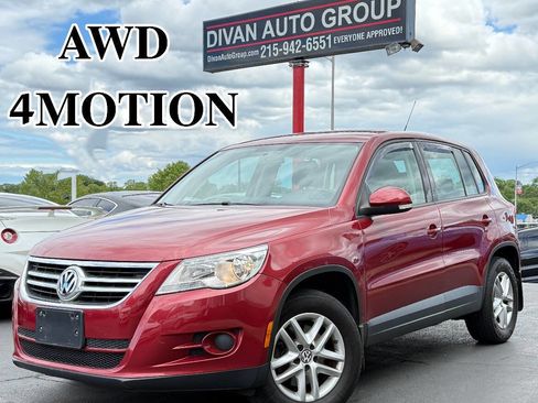 Used 2011 Volkswagen Tiguan S image 1