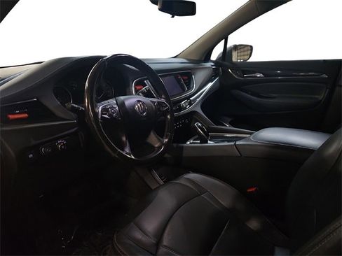 Used 2019 Buick Enclave Essence image 7
