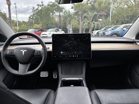 Used 2022 Tesla Model 3 Long Range AWD/4WD image 28