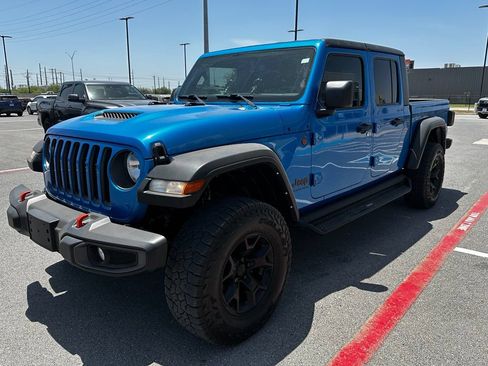 Used 2023 Jeep Gladiator Mojave w/ Cold Weather Group AWD/4WD image 6