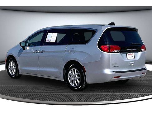 Certified 2024 Chrysler Voyager LX FWD image 19