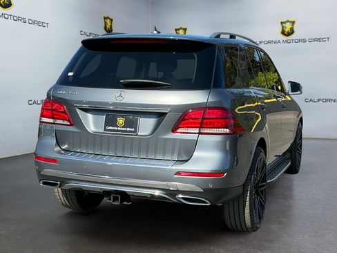 Used 2018 Mercedes-Benz GLE 350 w/ Premium 1 Package image 3