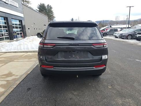 New 2026 Jeep Grand Cherokee Laredo image 5