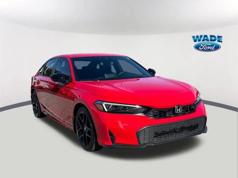 Used 2025 Honda Civic Sport image 3