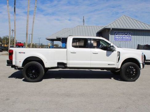 Used 2023 Ford F450 Lariat image 13