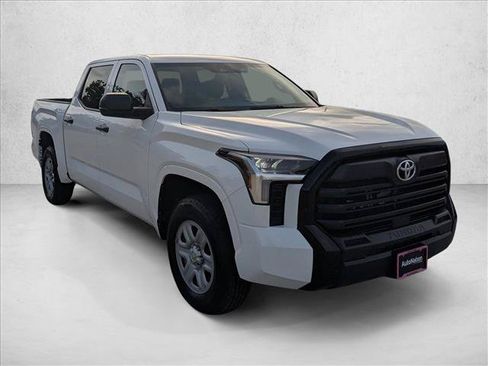 Used 2021 Toyota Tundra SR5 RWD image 3