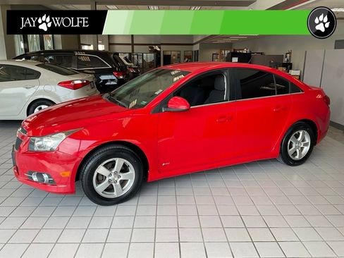 Used 2014 Chevrolet Cruze LT w/ RS Package FWD image 3