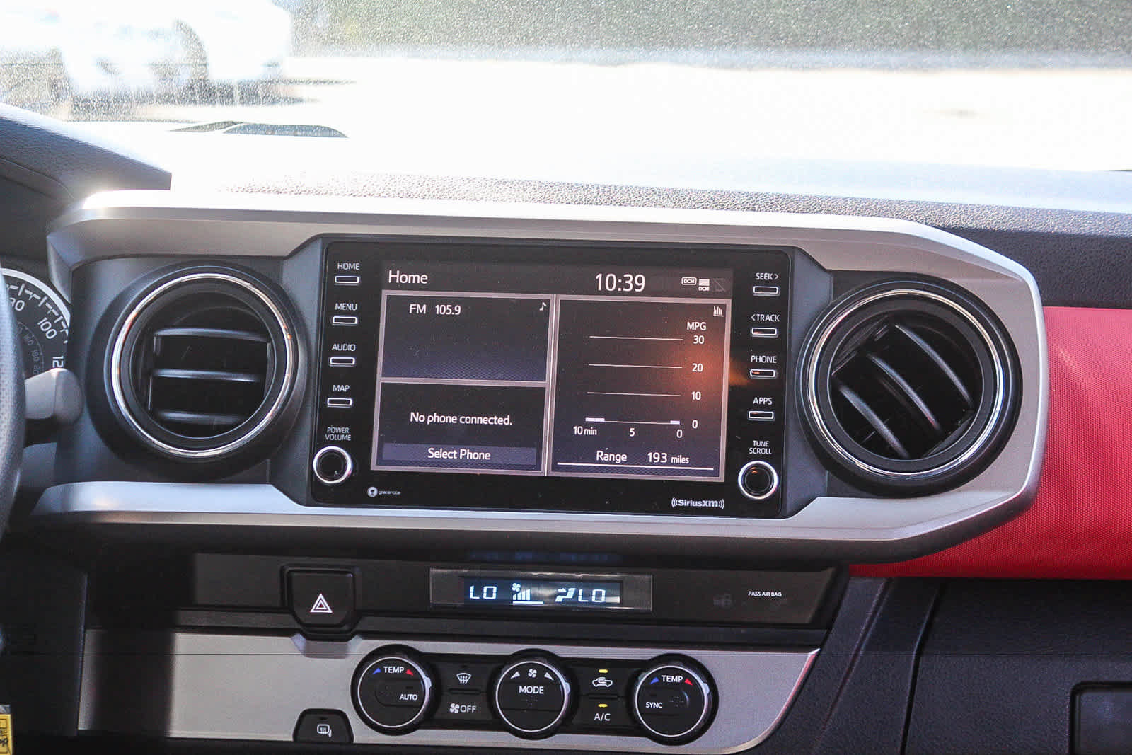 Used 2022 Toyota Tacoma SR5 RWD image 18