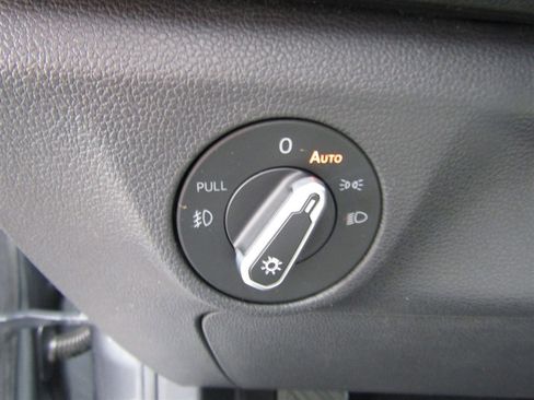 Used 2021 Volkswagen Jetta image 28