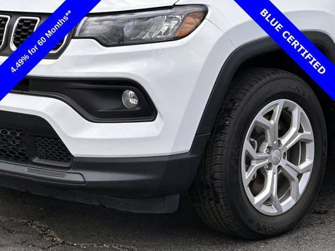 Used 2024 Jeep Compass Latitude AWD/4WD image 5
