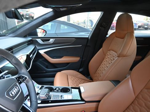 Used 2024 Audi RS 7 Performance image 42