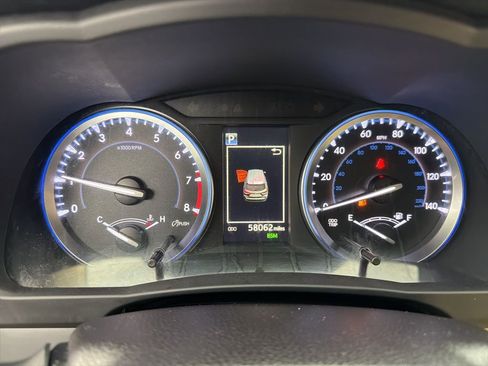 Used 2017 Toyota Highlander XLE image 14