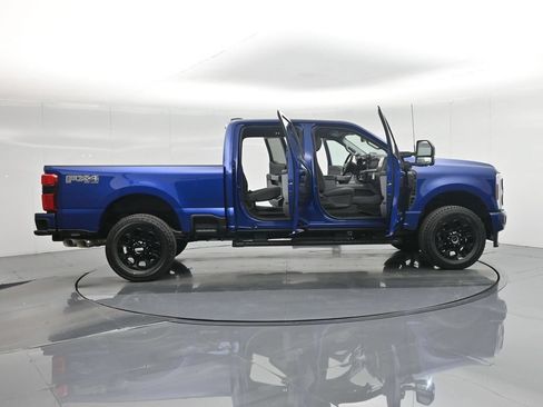 New 2026 Ford F250 XLT w/ XLT Premium Package AWD/4WD image 4