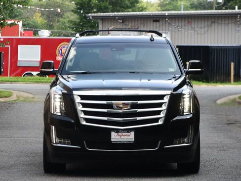 Used 2016 Cadillac Escalade Premium image 5