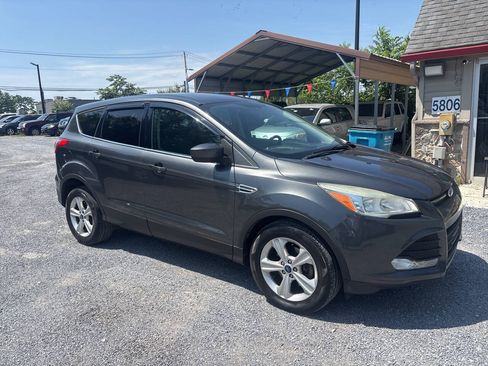 Used 2015 Ford Escape SE FWD image 5