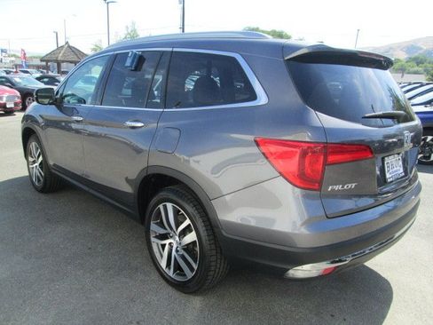 Used 2017 Honda Pilot Touring image 4