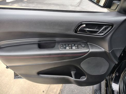 Certified 2024 Dodge Durango GT image 22