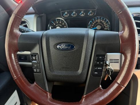 Used 2014 Ford F150 King Ranch w/ King Ranch Luxury Package AWD/4WD image 19