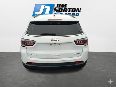 Used 2024 Jeep Compass Latitude AWD/4WD image 8