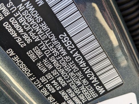 Certified 2019 Porsche Cayenne image 32