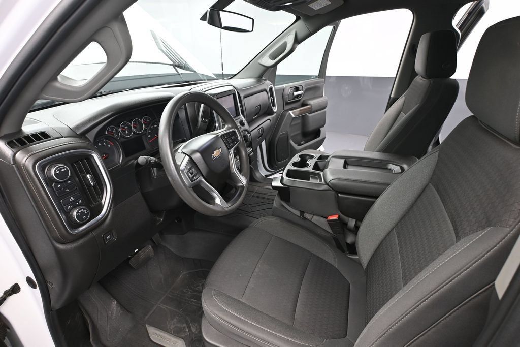 Used 2022 Chevrolet Silverado 2500 LT AWD/4WD image 17
