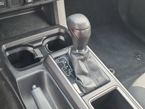 Certified 2022 Toyota Tacoma TRD Sport AWD/4WD image 13