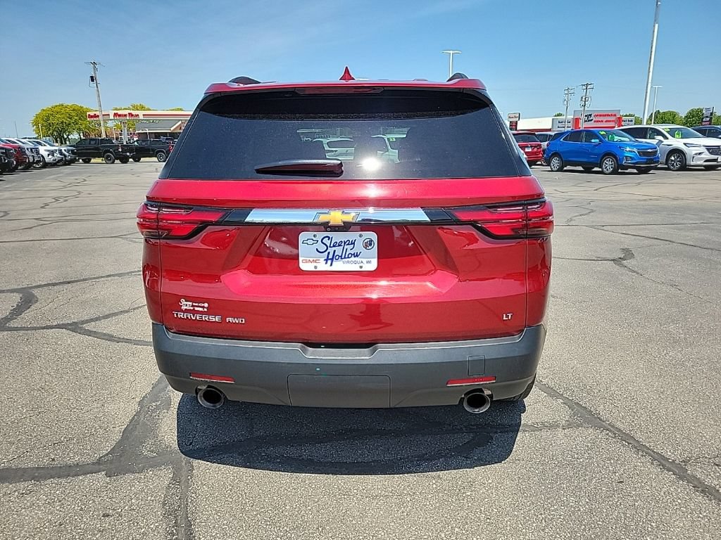 Used 2023 Chevrolet Traverse LT w/ LT Premium Package AWD/4WD image 6