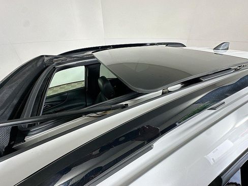 Used 2022 Chevrolet Equinox RS FWD image 14
