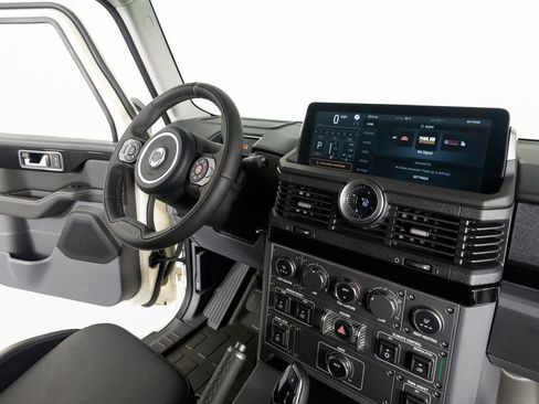 Used 2025 INEOS Grenadier AWD/4WD image 30