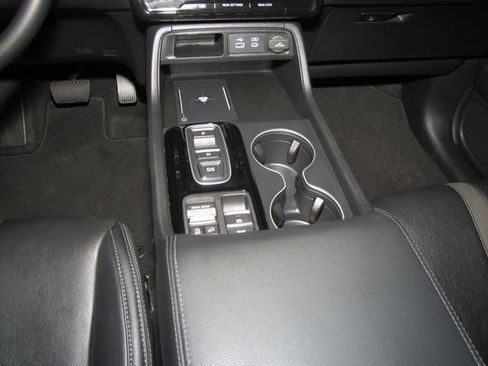 Certified 2025 Honda Pilot EX-L image 14