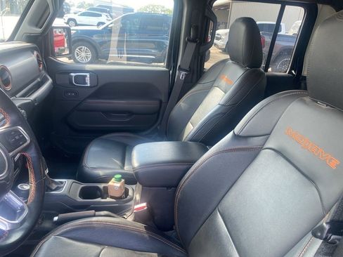Used 2023 Jeep Gladiator Mojave w/ Cold Weather Group AWD/4WD image 11