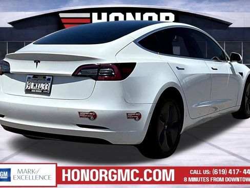 Used 2019 Tesla Model 3 Standard Range RWD image 9