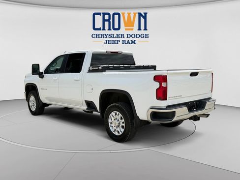 Used 2024 Chevrolet Silverado 2500 LT AWD/4WD image 5